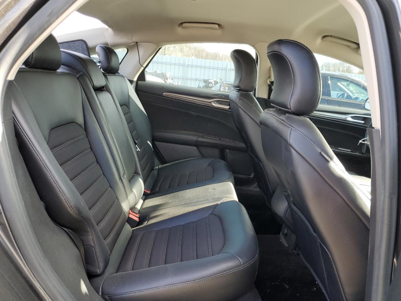 Ford Fusion Se