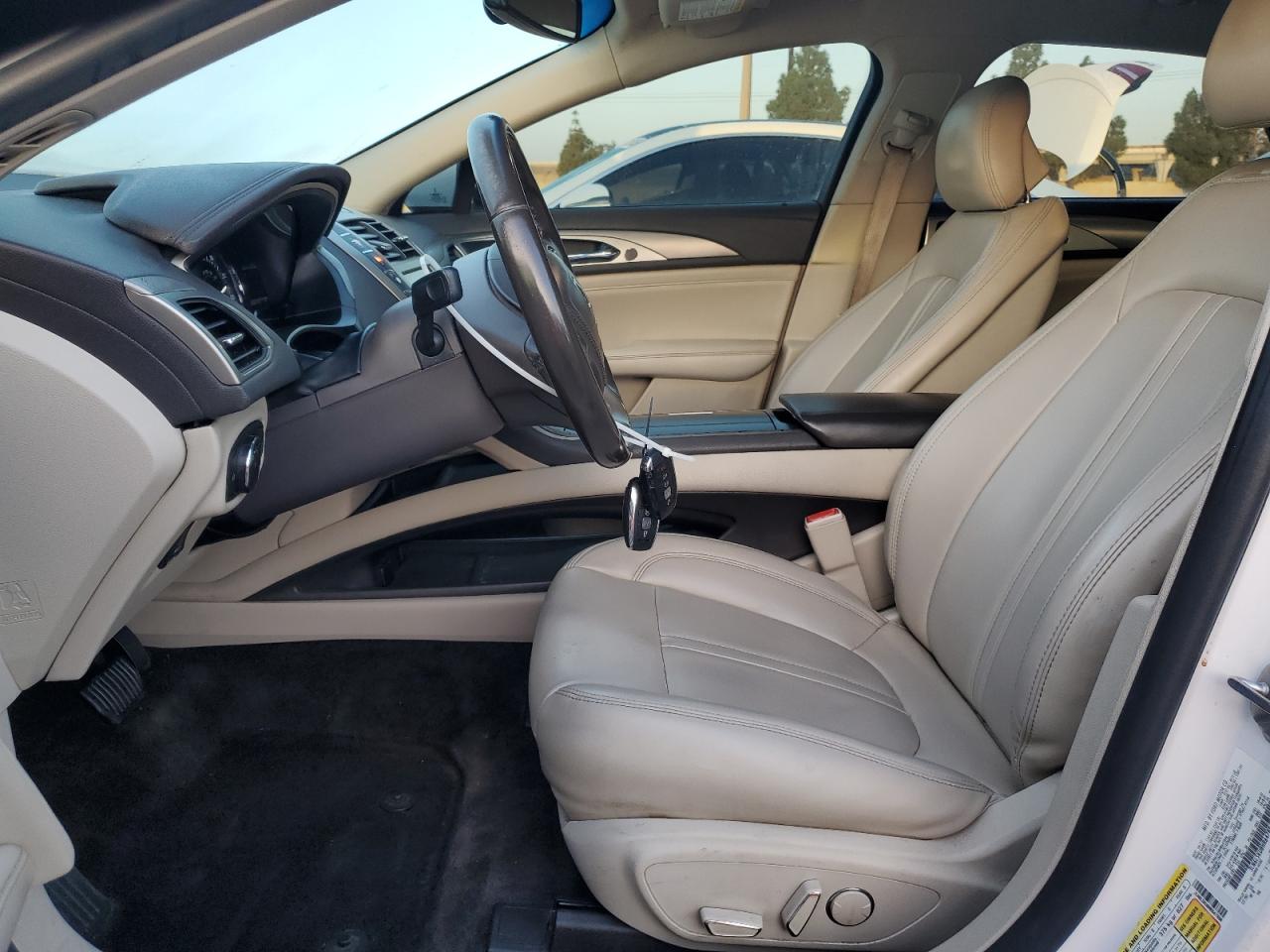 Lincoln MKZ Hybrid Premiere