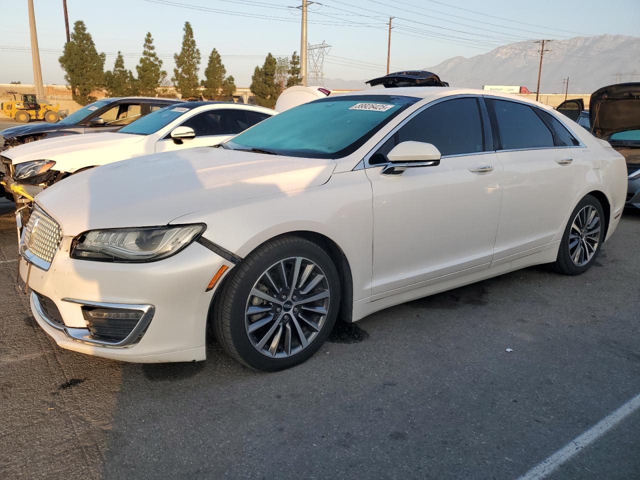 Salvage Lincoln MKZ Image