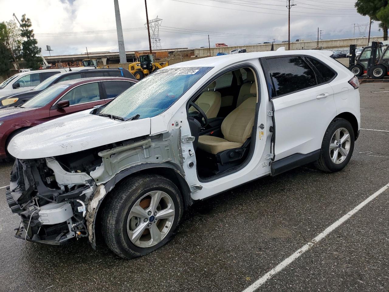 Salvage Ford Edge Image