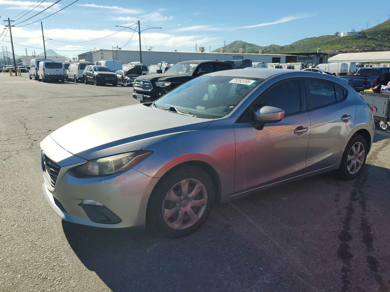 Salvage Mazda 3 Image