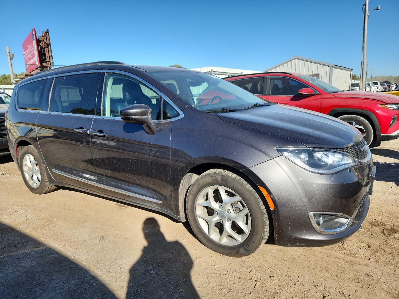 Chrysler Pacifica Touring L