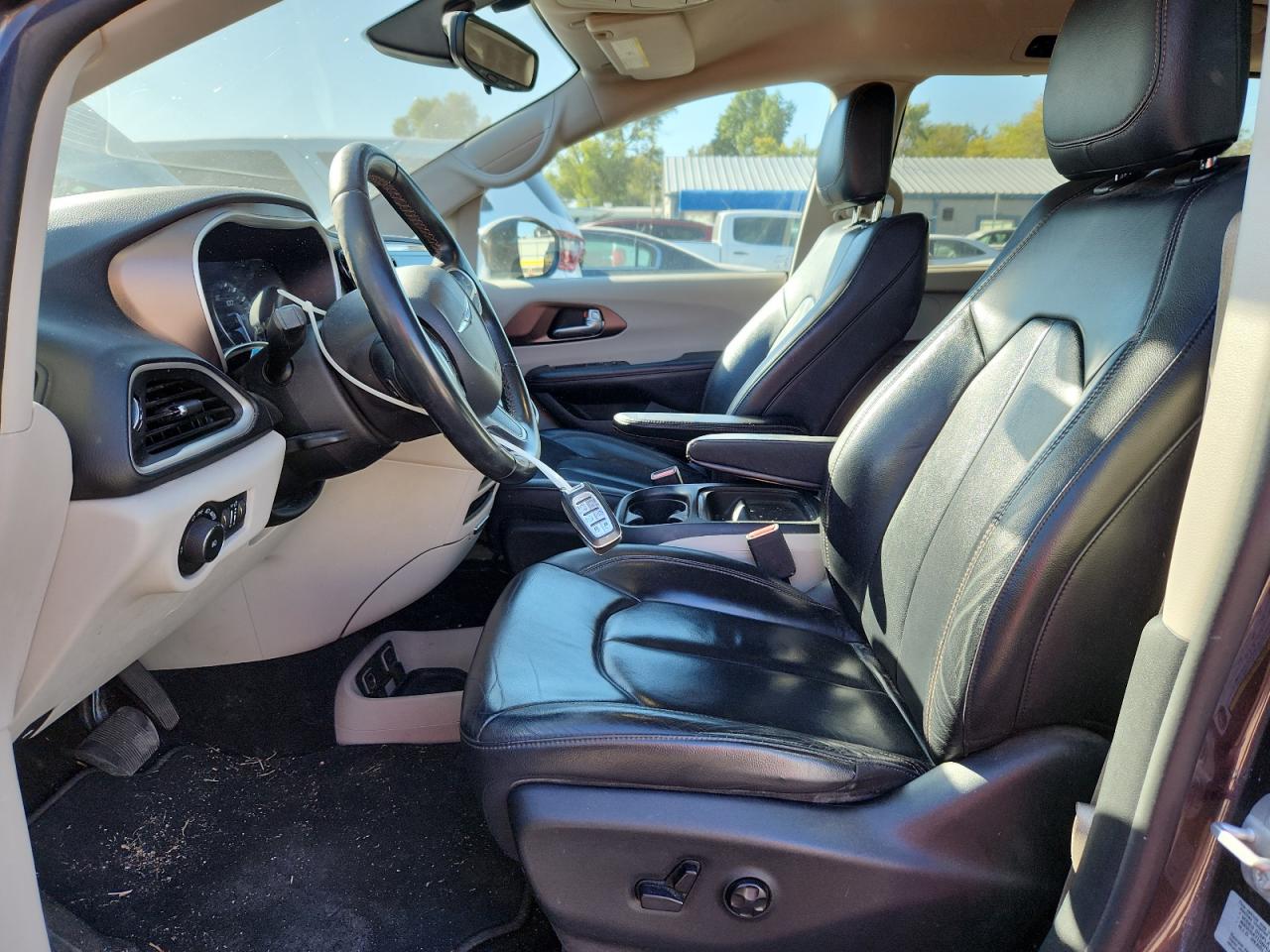 Chrysler Pacifica Touring L