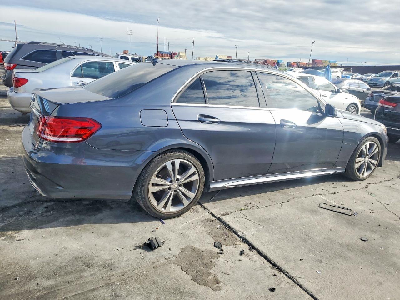 Mercedes-Benz E-Class 350