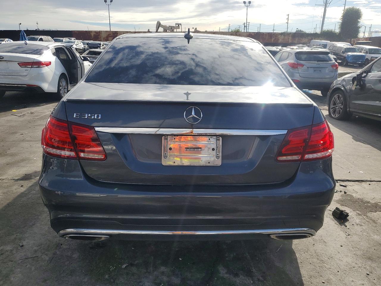 Mercedes-Benz E-Class 350