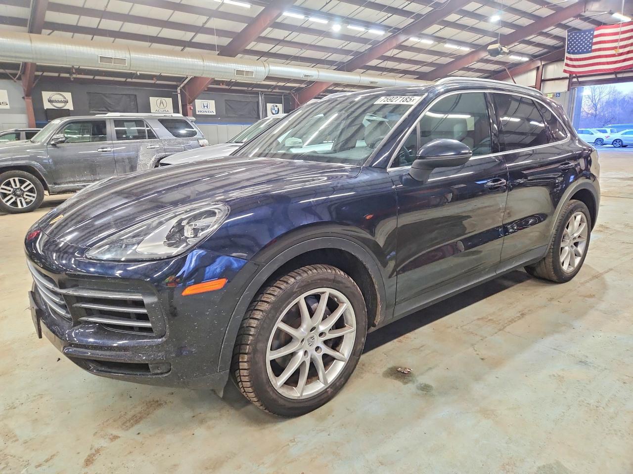 Salvage Porsche Cayenne Image
