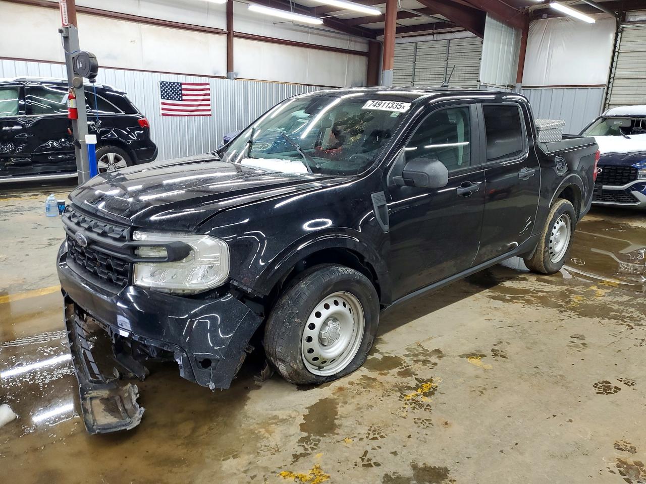 Salvage Ford Maverick Image