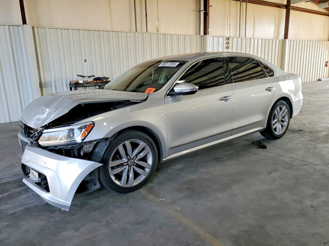 Salvage Volkswagen Passat Image