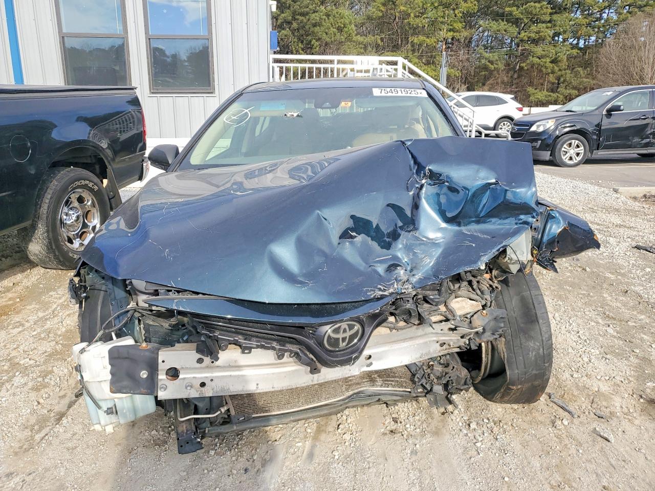 Toyota Camry L