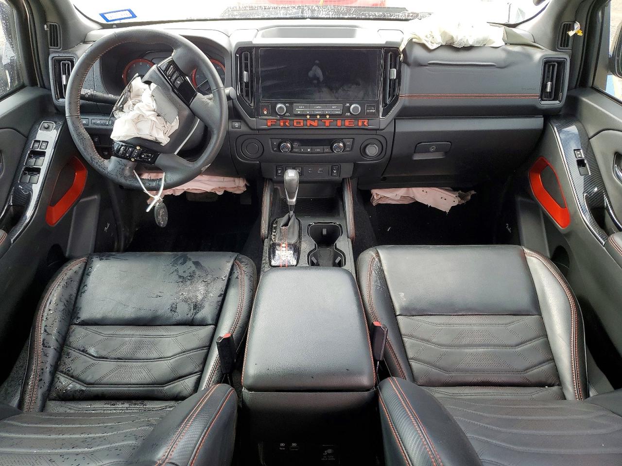 Nissan Frontier S