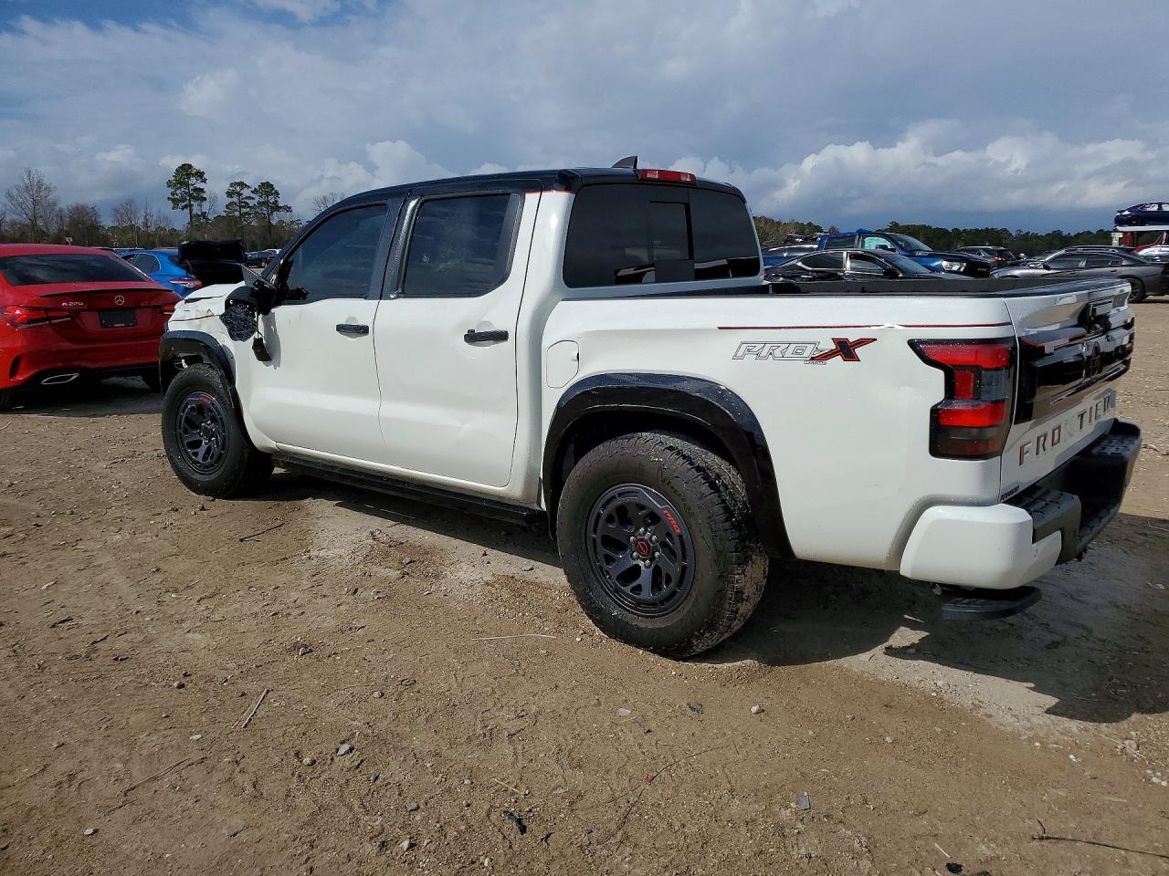 Nissan Frontier S