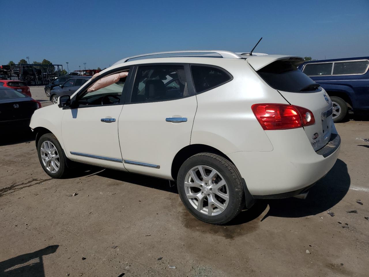 Nissan Rogue S