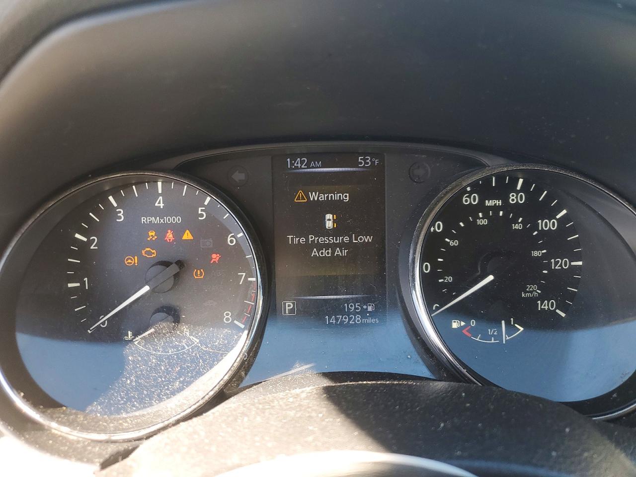 Nissan Rogue S