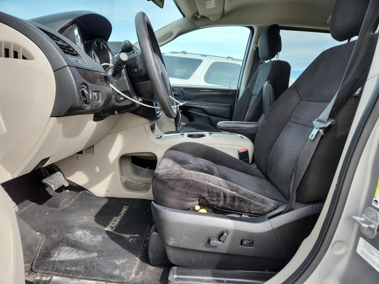 Dodge Caravan Sxt