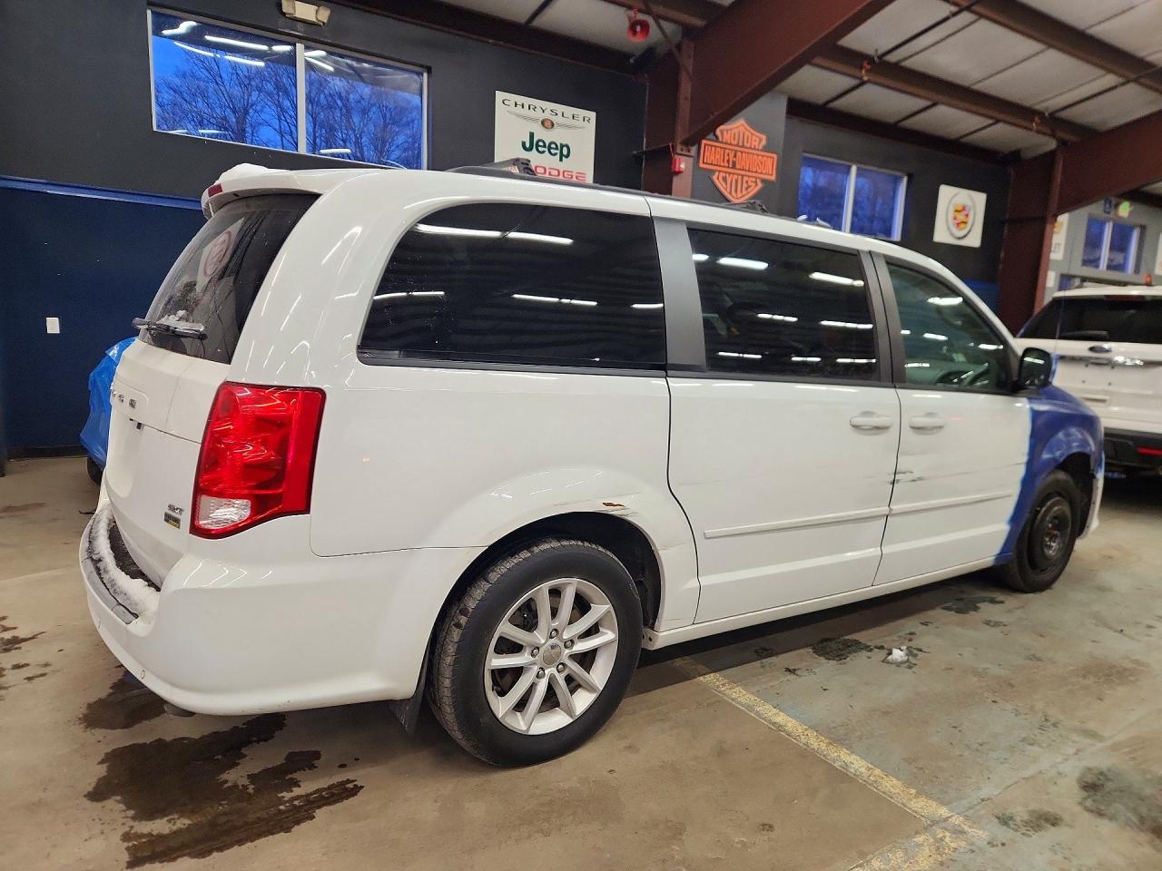 Dodge Caravan Sxt