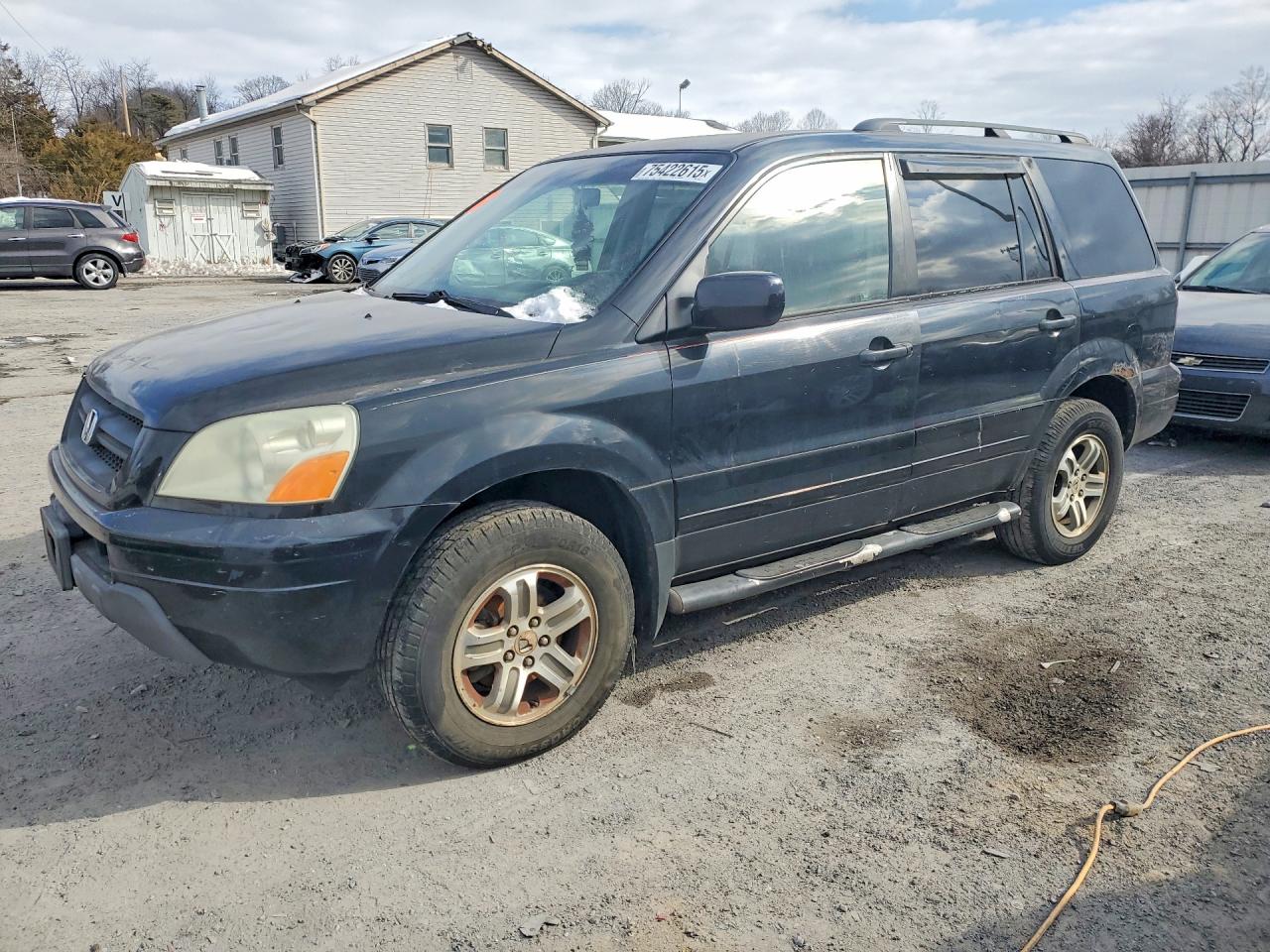 Salvage Honda Pilot Image