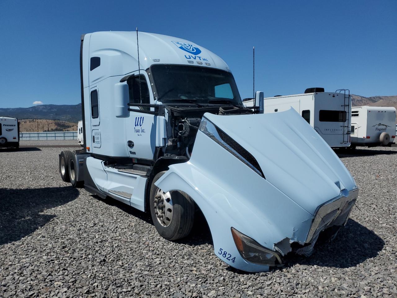 Salvage Kenworth Construct Image