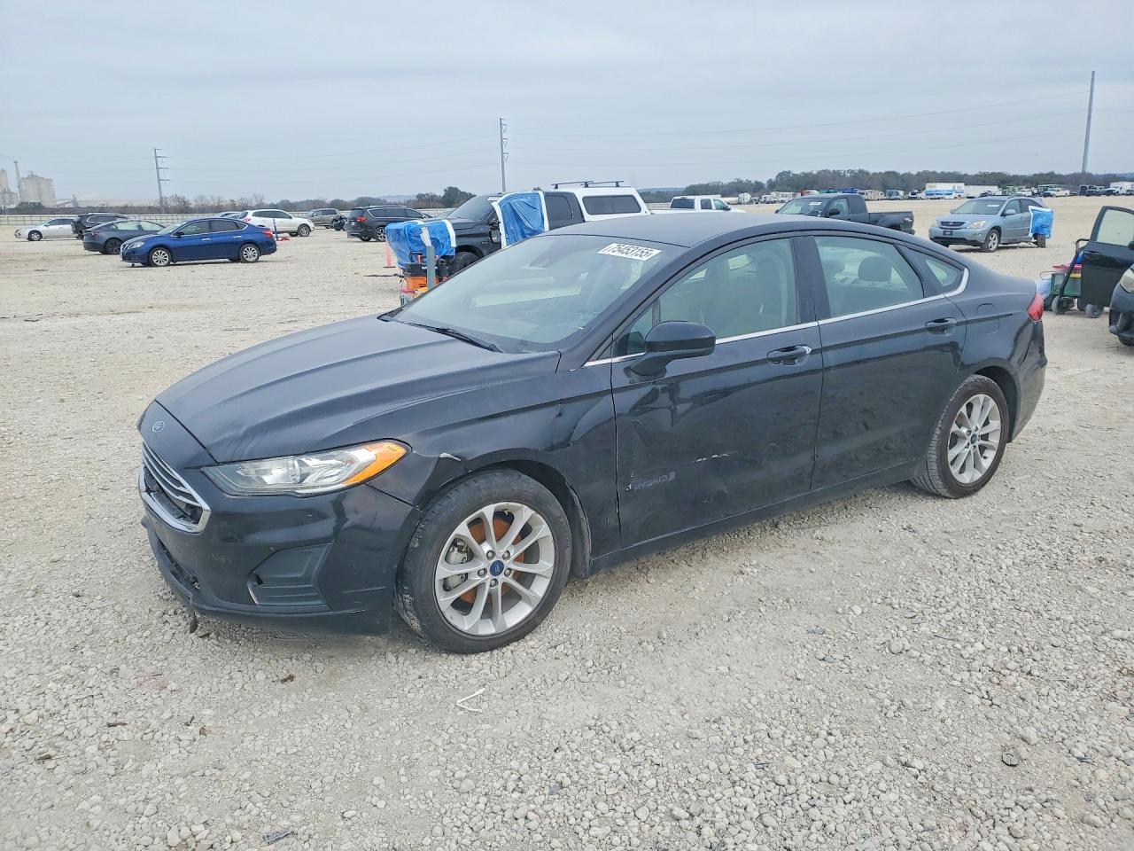 Salvage Ford Fusion Image