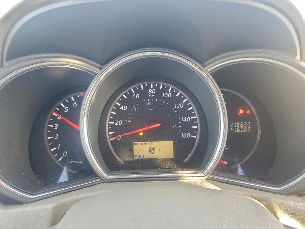 Nissan Murano S