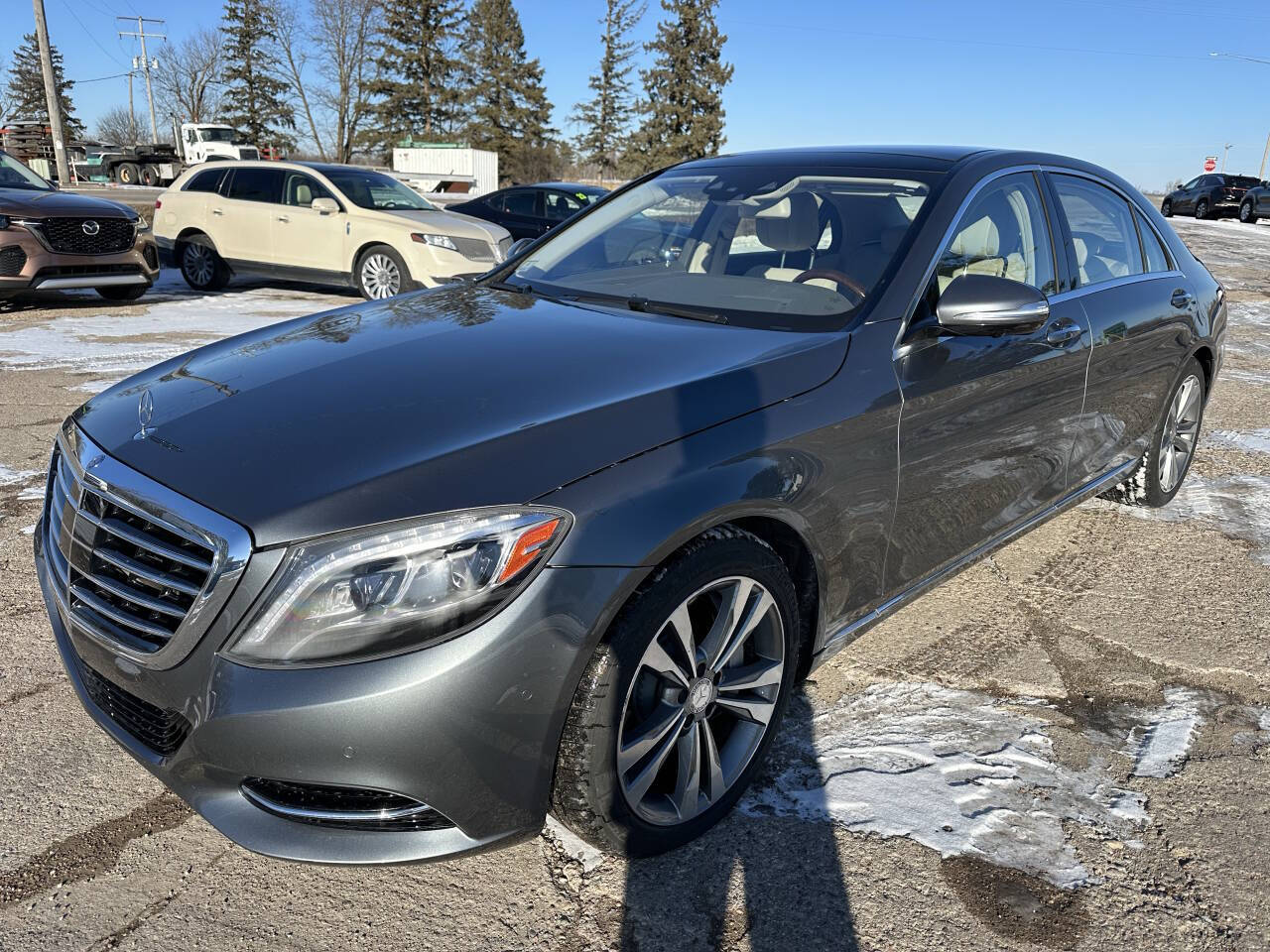 Salvage Mercedes-Benz S-Class Image