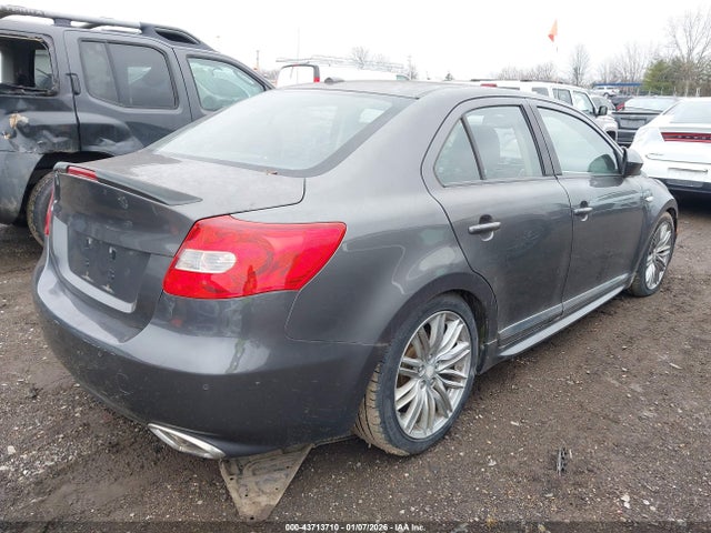 Suzuki Kizashi Sport Sls