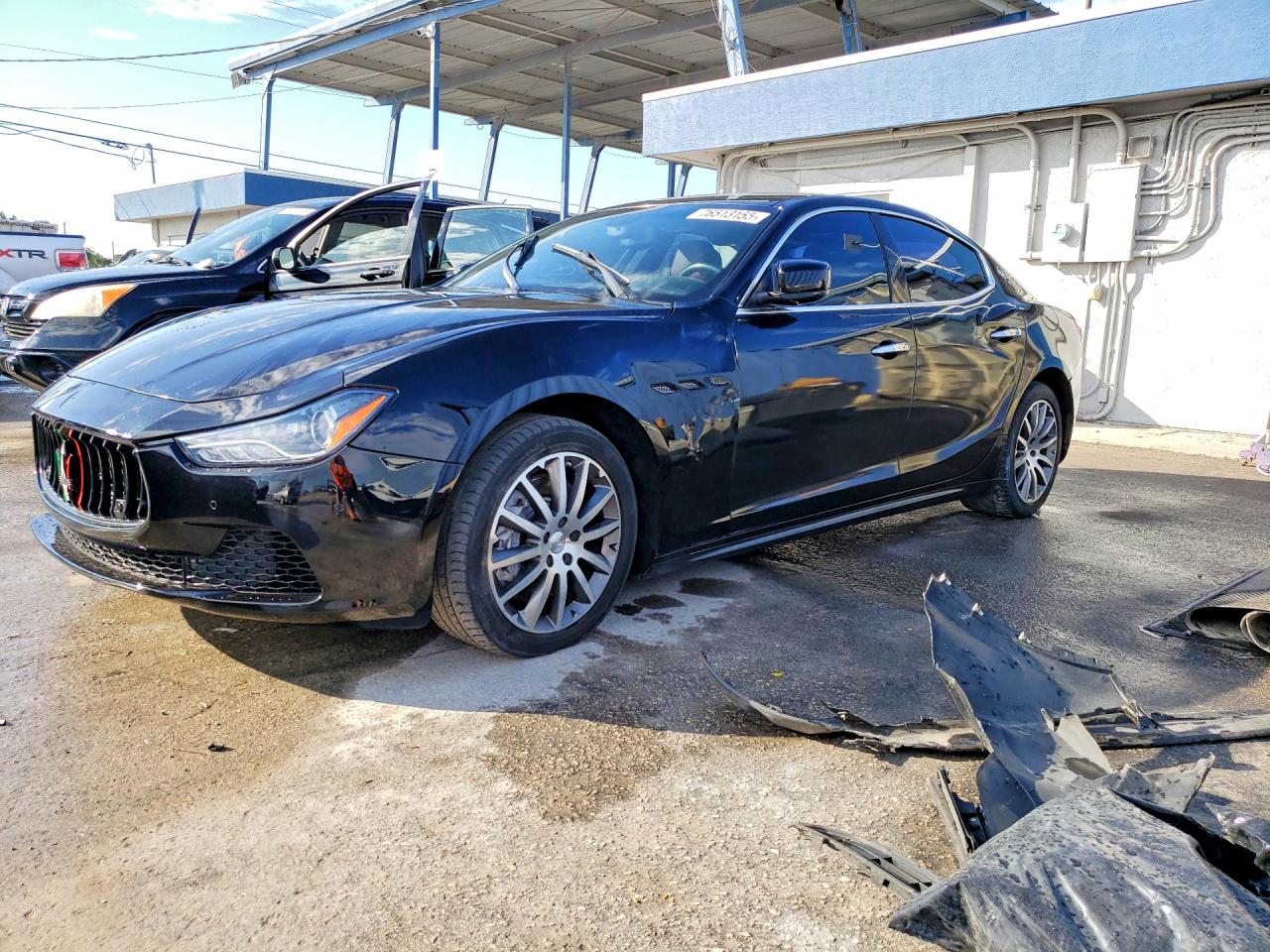 Salvage Maserati Ghibli Image