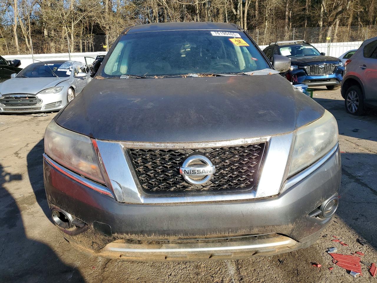 Nissan Pathfinder S
