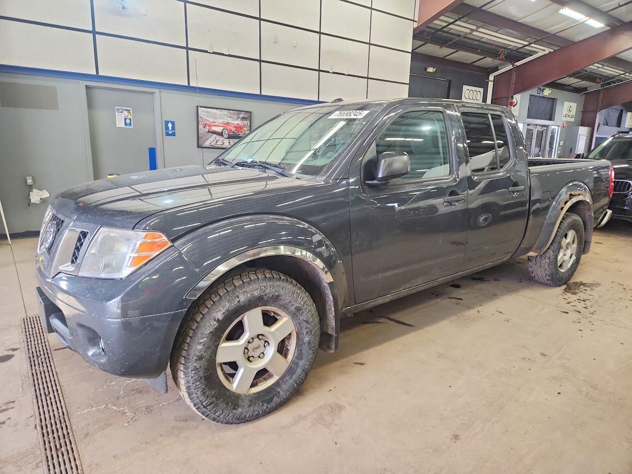 Salvage Nissan Frontier Image