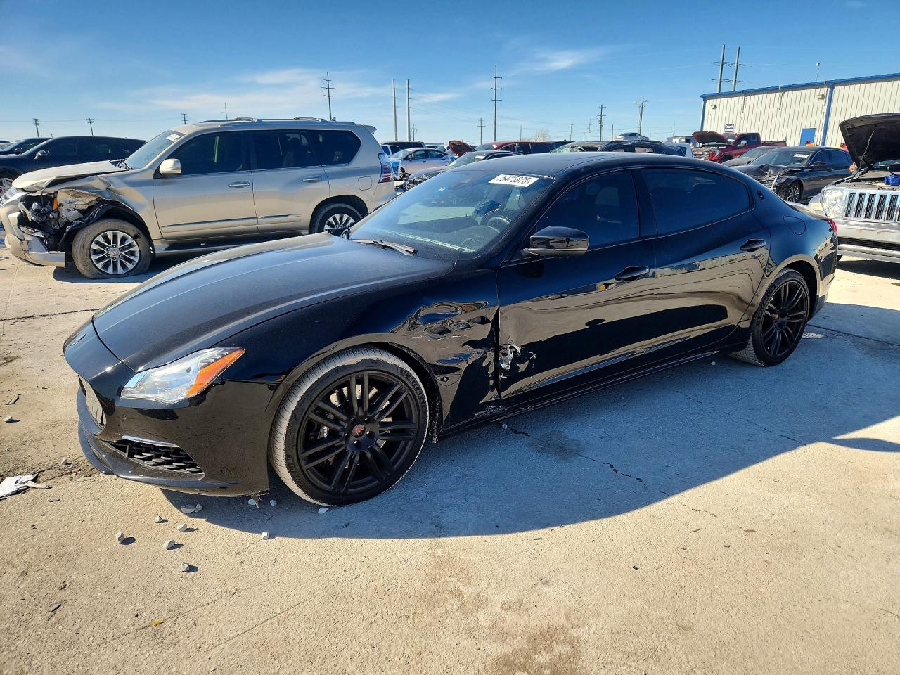 Salvage Maserati Quattropor Image