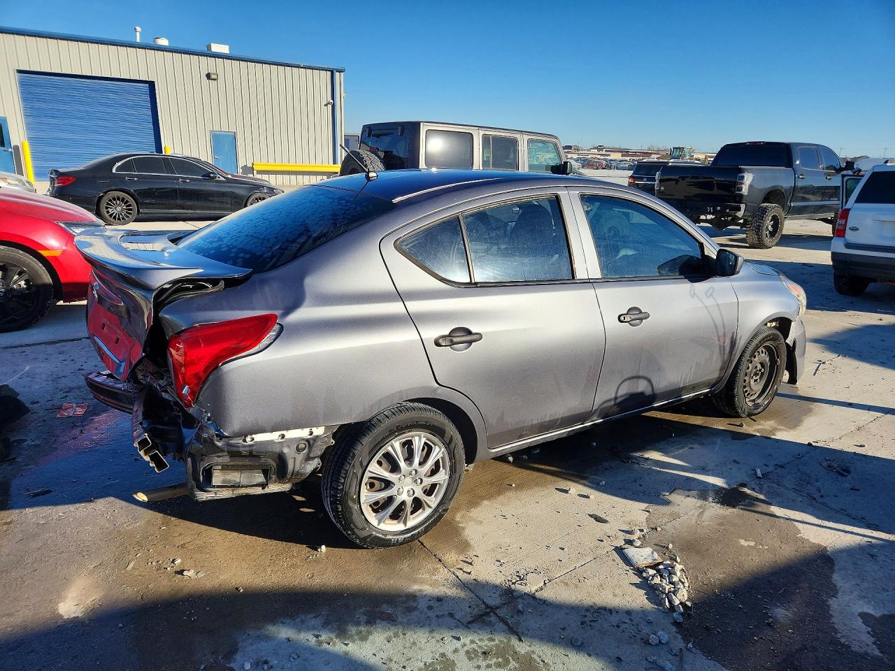 Nissan Versa