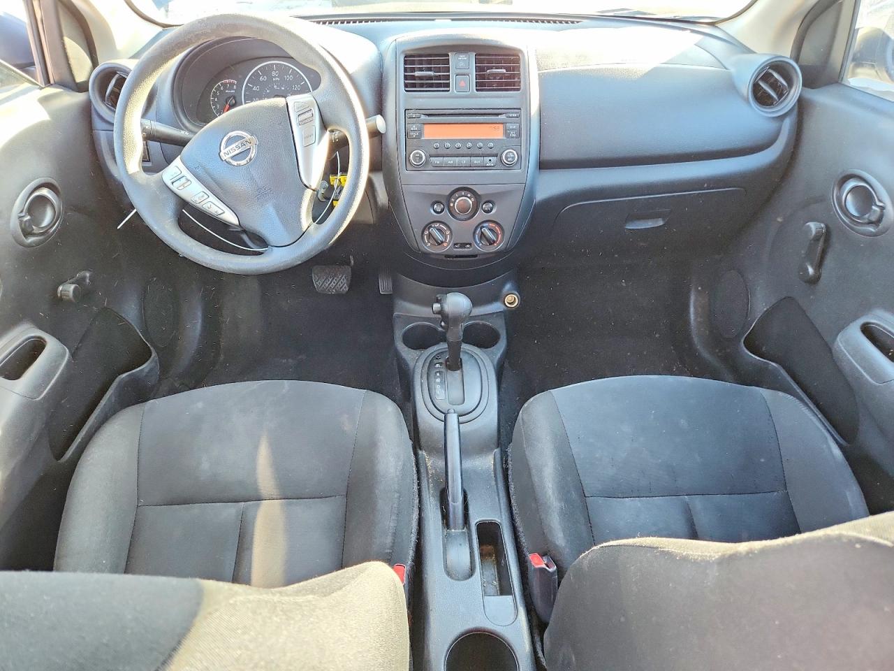 Nissan Versa