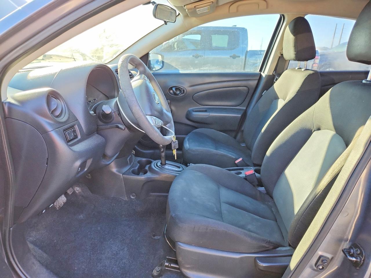 Nissan Versa
