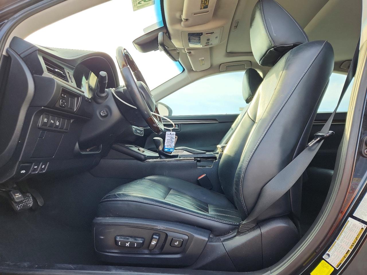 Lexus Es Base