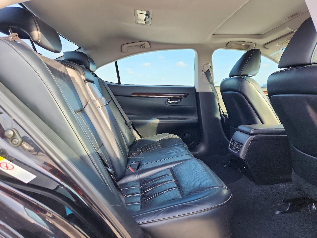 Lexus Es Base