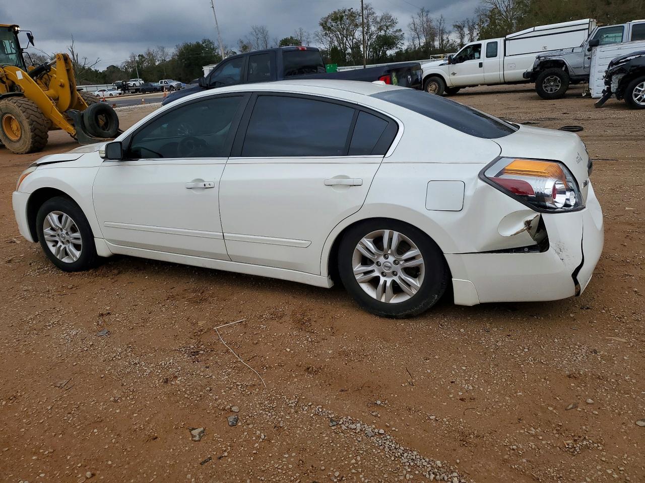 Nissan Altima Base