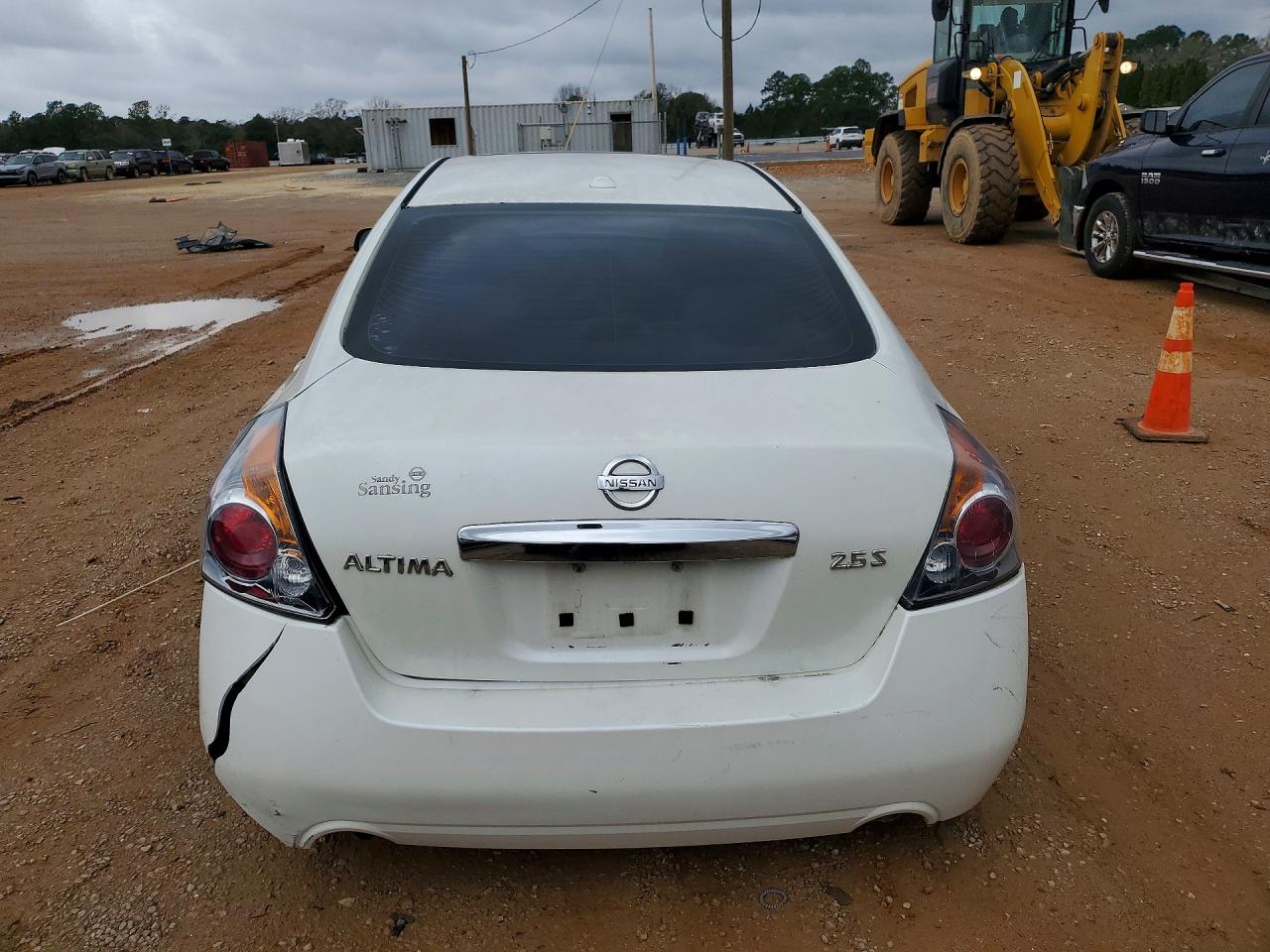 Nissan Altima Base