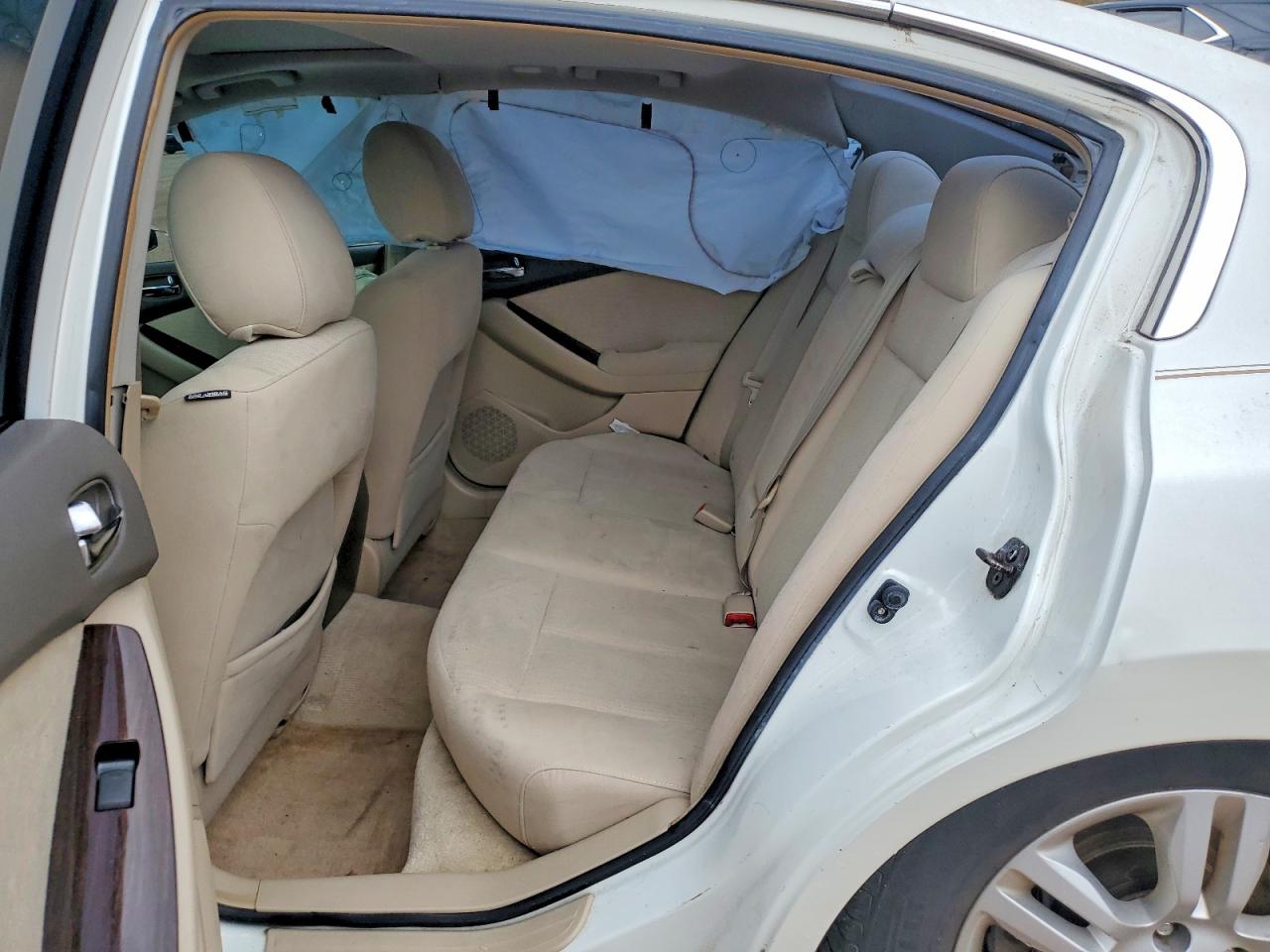 Nissan Altima Base
