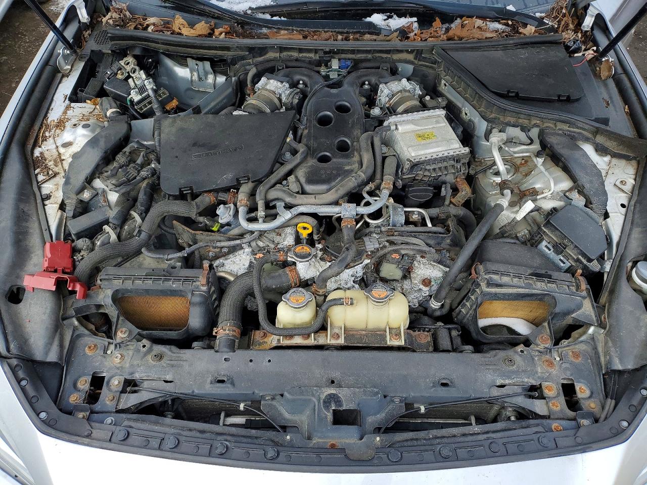 INFINITI Q50 Premium