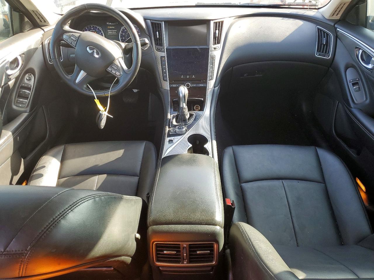 INFINITI Q50 Base