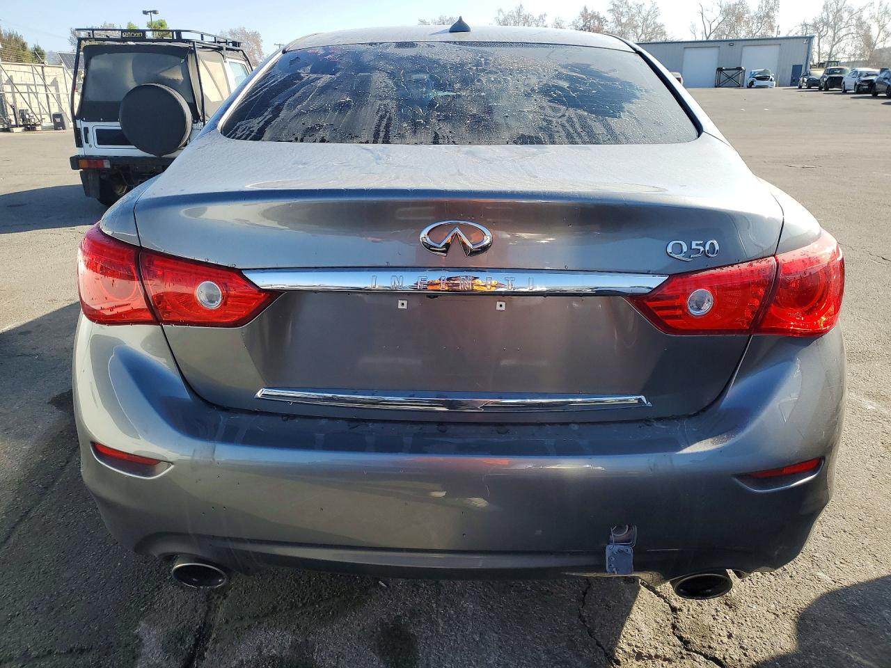INFINITI Q50 Base