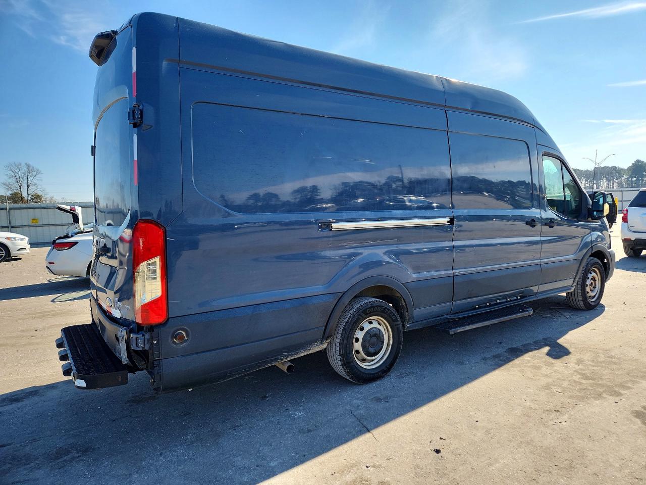 Ford Transit T-250
