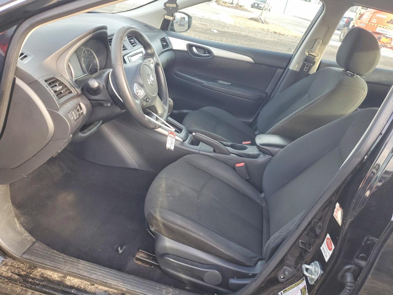 Nissan Sentra S