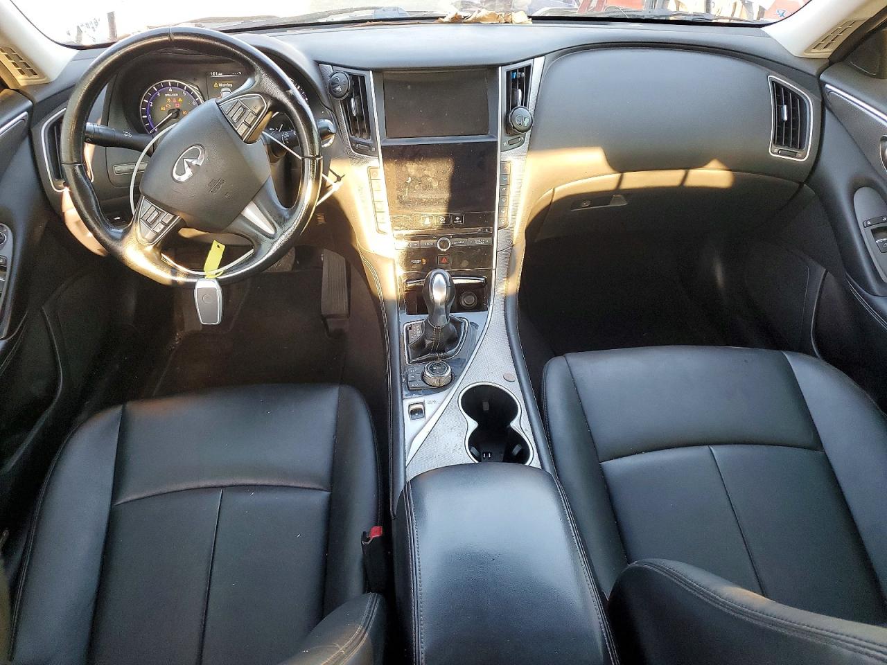 INFINITI Q50 Base