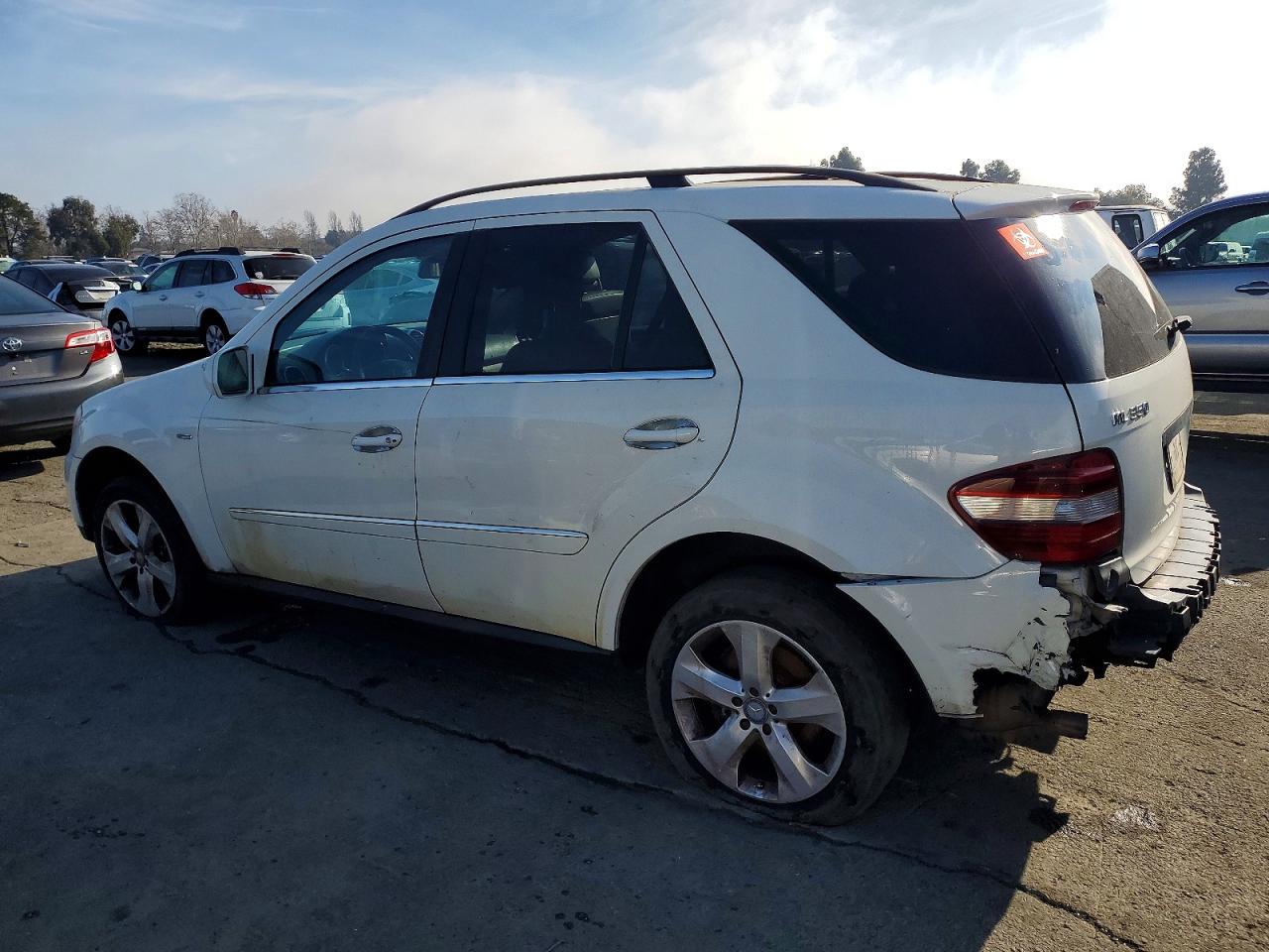 Mercedes-Benz M-Class 350 Bluetec