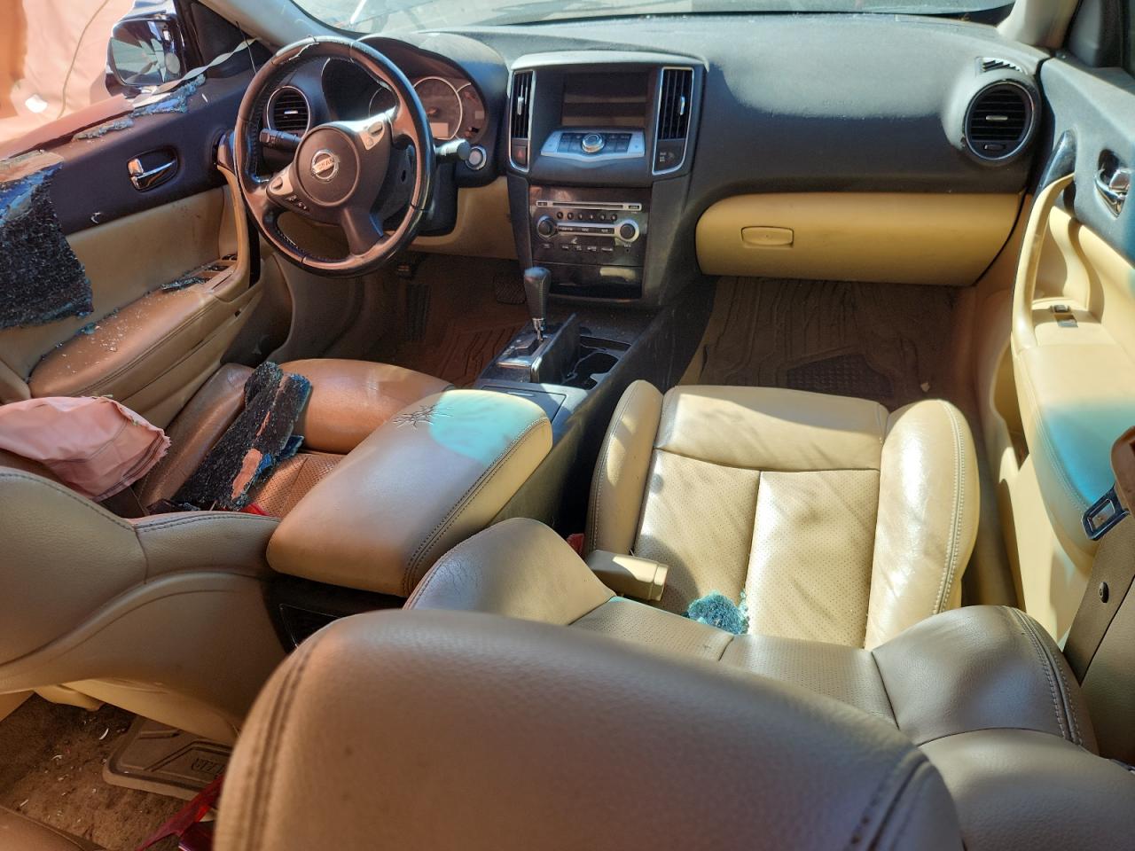 Nissan Maxima