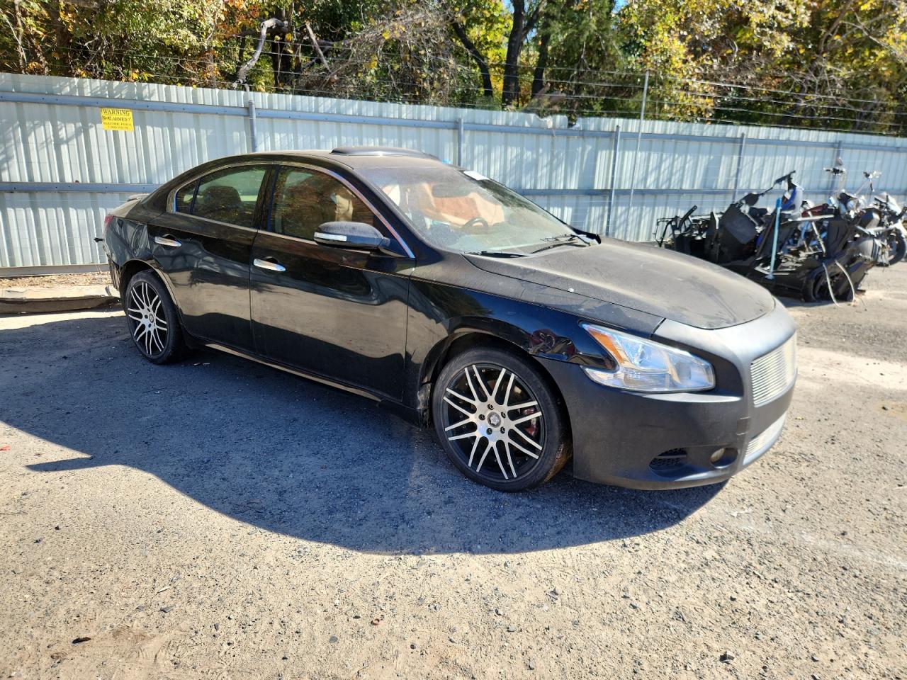 Nissan Maxima