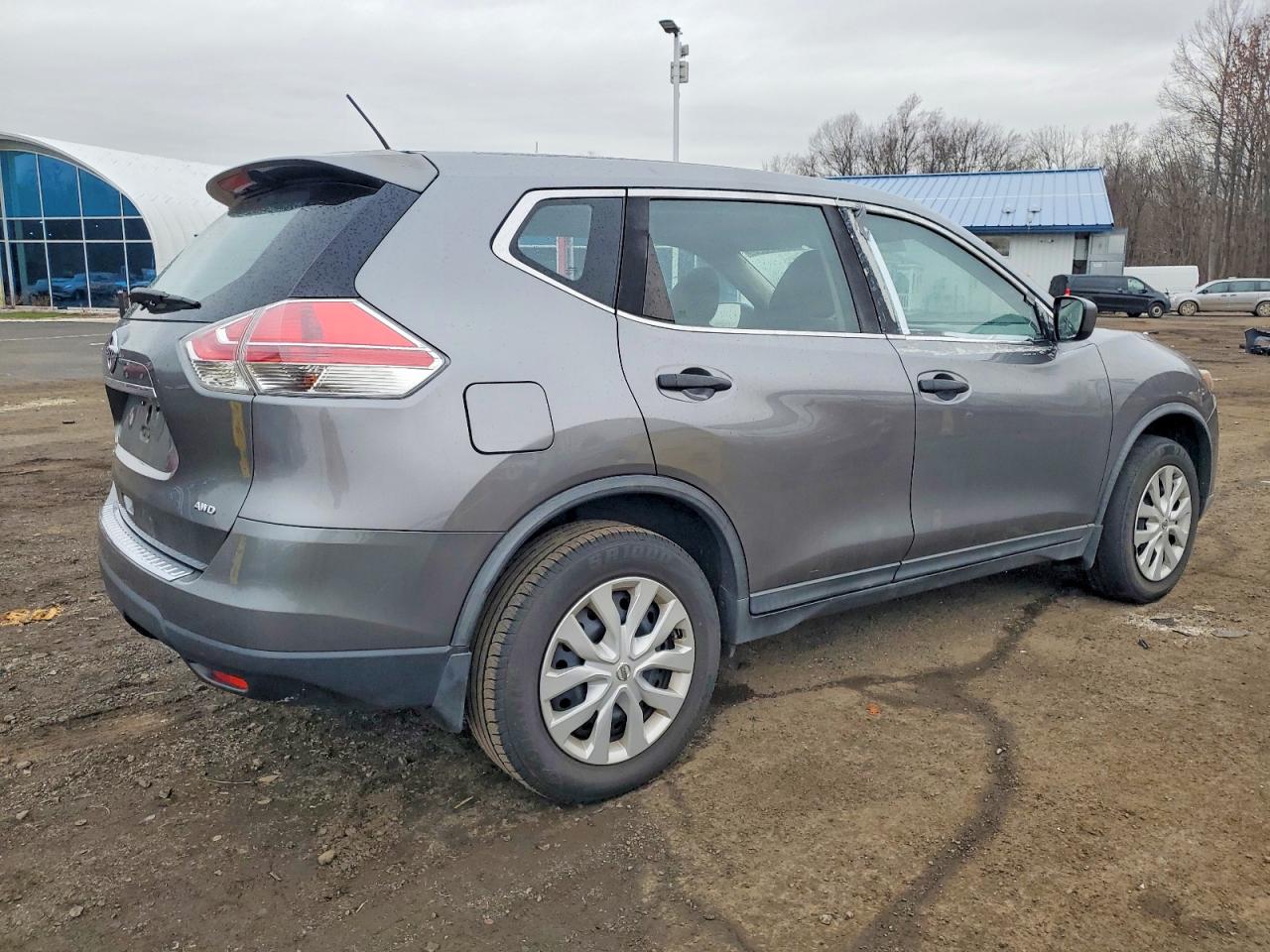 Nissan Rogue S
