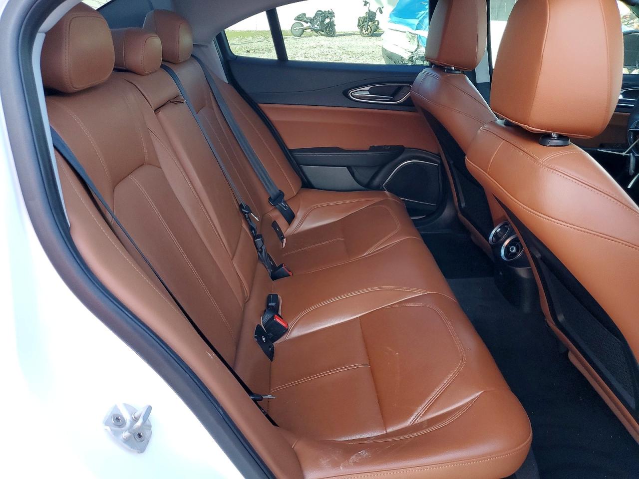 Alfa Romeo Giulia Q4