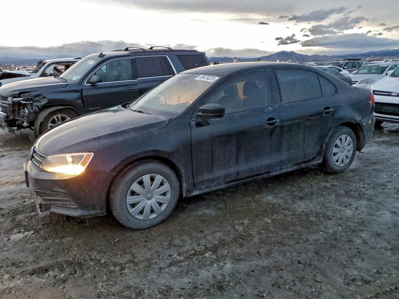 Salvage Volkswagen Jetta Image
