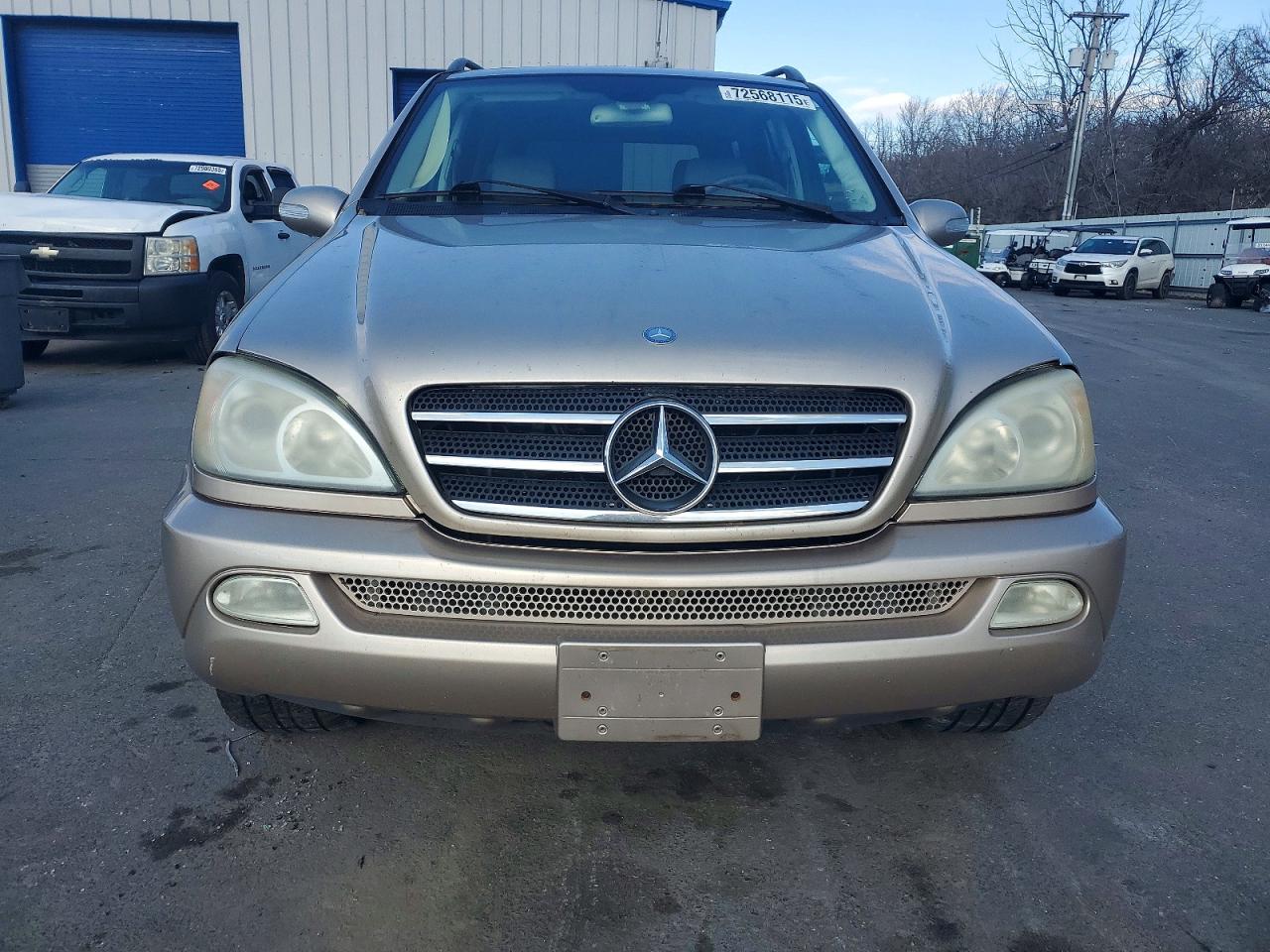 Mercedes-Benz M-Class 500